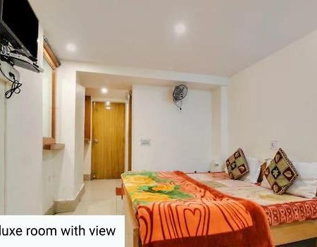 Odyssey Stays Pooja Homestay Мусори Екстериор снимка